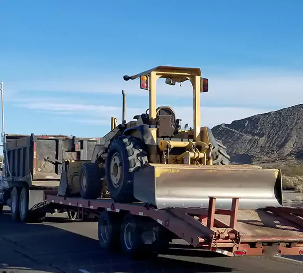 Hilo Construction Equipment Hauler: Your Trusted Construction Equipment Shipping Service